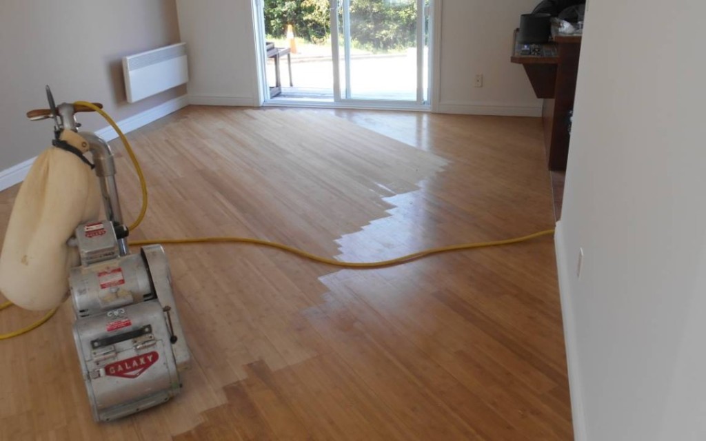 Un sablage de plancher sans poussière, c’est possible! Un sablage de plancher sans poussière, c’est possible!